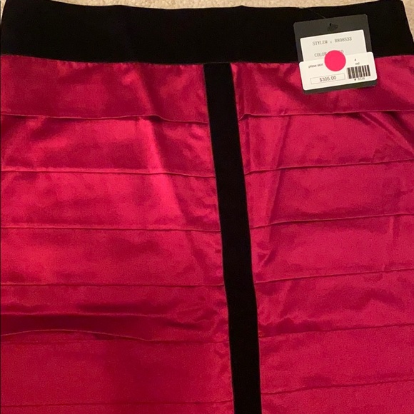NWT silk Robert Rodriguez pencil skirt - Picture 3 of 8